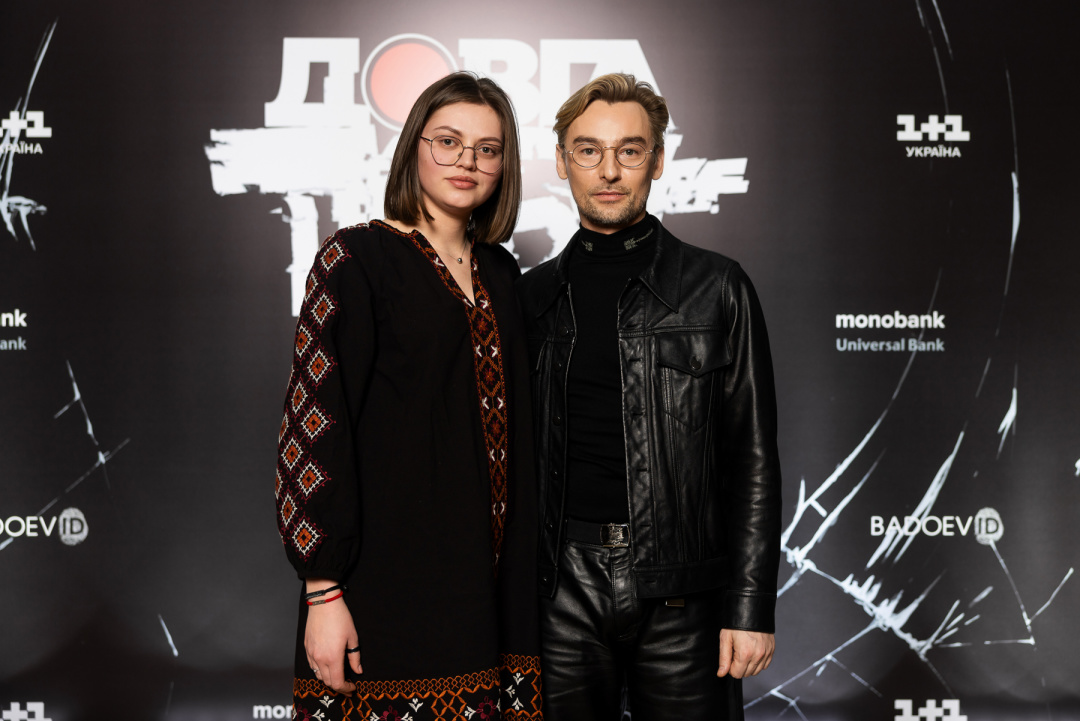 Alan Badoev with the film's protagonist, the widow Anna Korzhova.