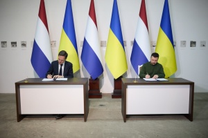 Zelensky, Rutte meet in Kharkiv, sign off security cooperation deal