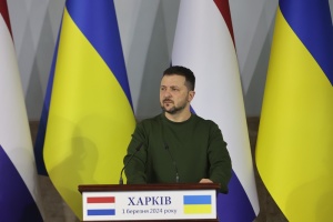 Selenskyj und Rutte nehmen an Sitzung des Militärkabinetts in Charkiw teil