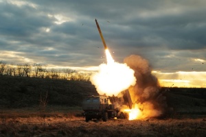ЗСУ вдарили ракетами по поромній переправі у Криму та нафтовому терміналу в Росії