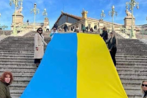 Russian propaganda creates fake about desecration of Ukrainian flag in Marseille