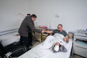 Перший віцепрем’єр Чехії відвідав у Львові шпиталь, де лікуються українські військові