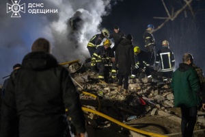 Кількість постраждалих внаслідок удару дрона в Одесі зросла до восьми