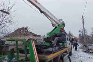 Electricity supply restored in seven frontline settlements in Donetsk region
