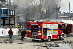 У Шевченківському районі Києва сталася пожежа у відселеній будівлі