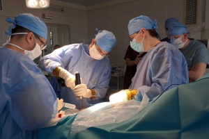 Новий напрямок протезування: у вінницькій лікарні провели першу операцію