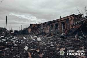 Поліція показала наслідки ракетного удару по Селидовому на Донеччині