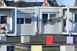 У Берліні планують побудувати 16 модульних центрів для біженців з України