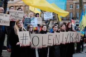«Спільнота родин Оленівки»: За кордоном мало знають про катування росіянами українських військових