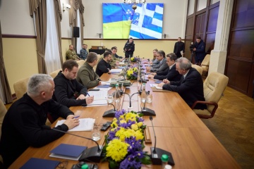 Air defense needs, fight against enemy: Zelensky, Mitsotakis meet with military in Odesa