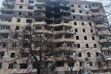 ロシア軍、夜間にウクライナ３都市の集合住宅を破壊　各地で死傷者