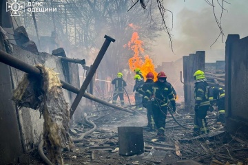 ロシア軍、ウクライナ南部オデーサをミサイル攻撃　死者１４人、負傷者４６人