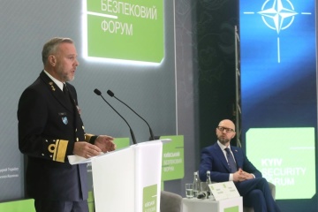 Vorsitzender von NATO-Militärausschuss Bauer besucht erstmals seit Kriegsbeginn die Ukraine