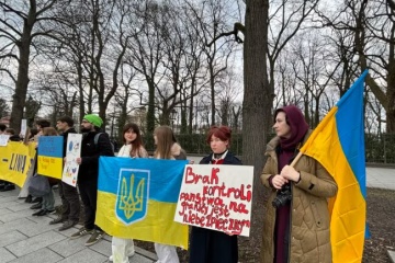 Polish, Ukrainian activists rally in Warsaw against border blockade