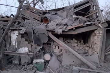 Region Donezk binnen eines Tages 14 Mal beschossen, vier Verwundete