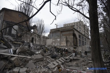 Hay diez víctimas en Kyiv tras el ataque con misiles rusos