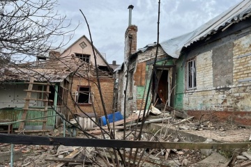 Tagsüber griffen Besatzer Bezirk Nikopol mit Drohnen und Artillerie an, es gibt Zerstörungen