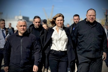 Französische Parlamentspräsidentin besichtigt Hafen Odessa