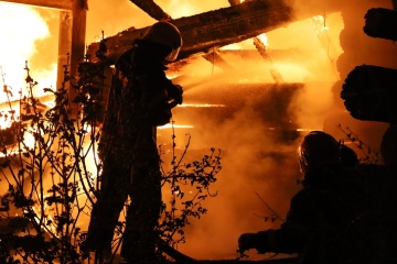 Region Odessa: Energieanlage durch Drohnentrümmer in Brand geraten 