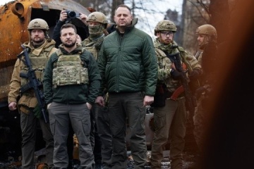 Volodymyr Zelensky a partagé les photos de la région de Kyiv après sa libération 