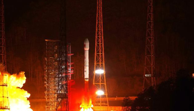 Китай запустив свій перший високоорбітальний Інтернет-супутник