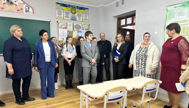 На Рівненщині відремонтували пошкоджену росіянами школу