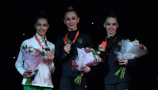 Збірна України з художньої гімнастики здобула шість медалей на Гран-прі в Естонії