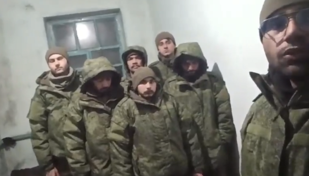 インド観光客、ロシアで拘束され、ウクライナ前線で戦わされる