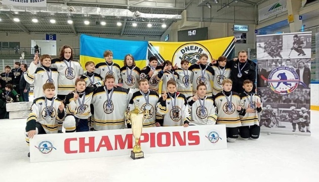 «Дніпро-2011» виграв Молодіжну континентальну хокейну лігу
