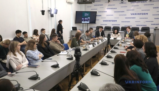 Гендерний вимір у матеріалах про війну і відновлення України: роль медіа