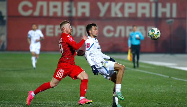 «Динамо» не втримало перемогу над «Вересом» у матчі футбольної Прем'єр-ліги