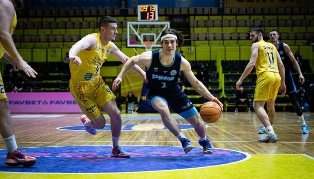 Кубок України з баскетболу: «Дніпро» переміг «Старий Луцьк» у півфіналі
