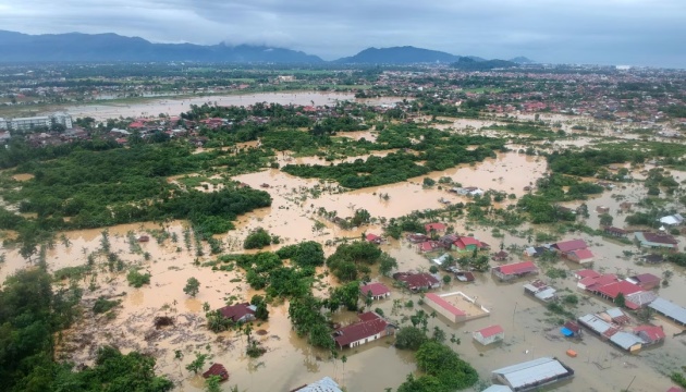 В Індонезії внаслідок повеней і зсувів загинули щонайменше 19 людей