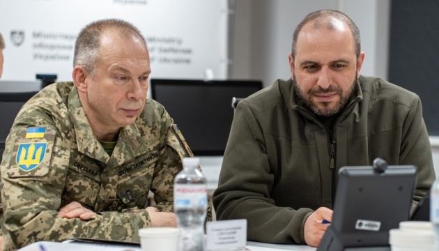 Umerov, Syrskyi report to Zelensky on battlefield situation
