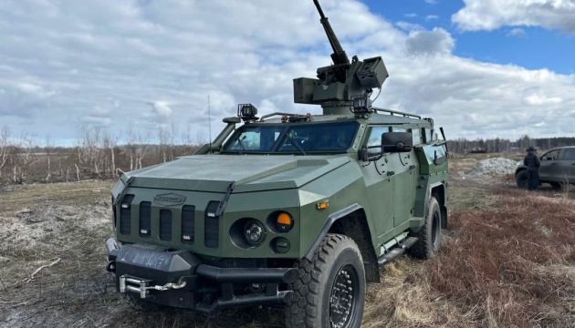 В Україні випробували бронеавтомобіль «Новатор» з вітчизняним бойовим модулем