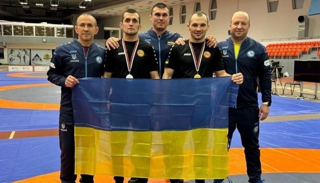 Збірна України з вільної боротьби здобула 10 медалей на міжнародному турнірі в Болгарії