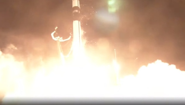 Rocket Lab запустила на орбіту комерційний супутник