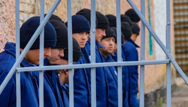 У таборі для російських полонених: чи здатні вони до розкаяння?
