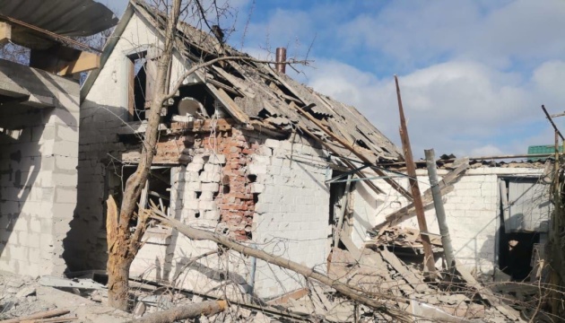 Загарбники за добу обстріляли сім населених пунктів на Запоріжжі, є руйнування інфраструктури