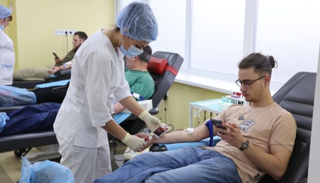 У Львові донори крові можуть отримати безкоштовні квитки до театру або музею
