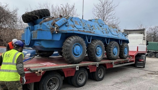 Bulgaria sends 100 armored personnel carriers to Ukraine