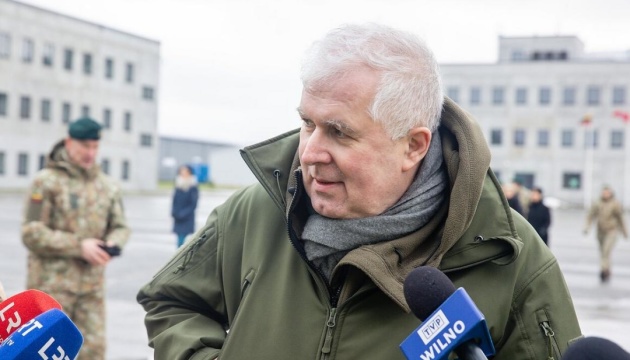 Міністр оборони Литви Анушаускас подає у відставку