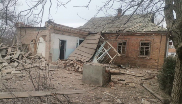 Enemy strikes Kharkiv region’s Zolochiv with S-300, destroying dormitory and ambulance station 