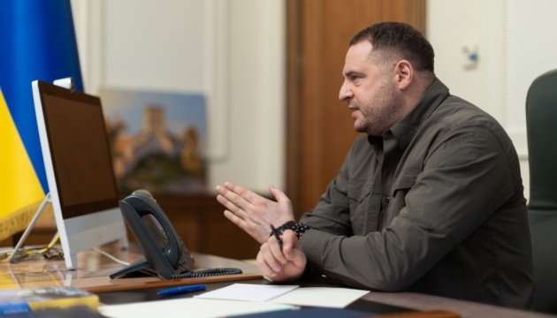 Єрмак обговорив із Салліваном потреби українських захисників