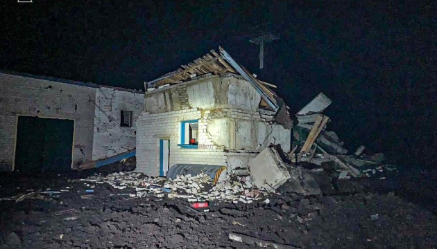 Росіяни обстріляли пожежну частину на Харківщині, постраждав рятувальник