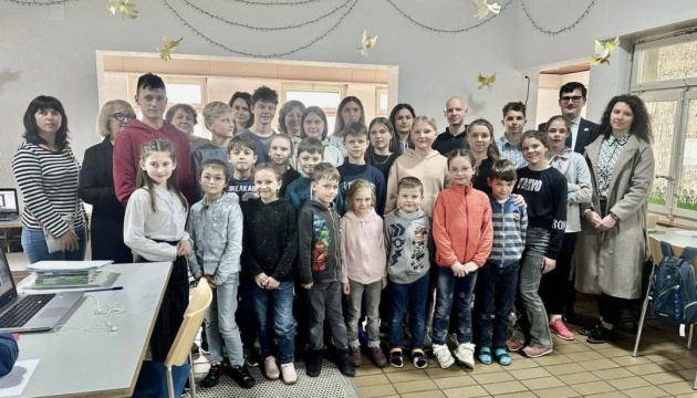 Представники посольства у Швейцарії долучилися до уроків в українській онлайн-школі