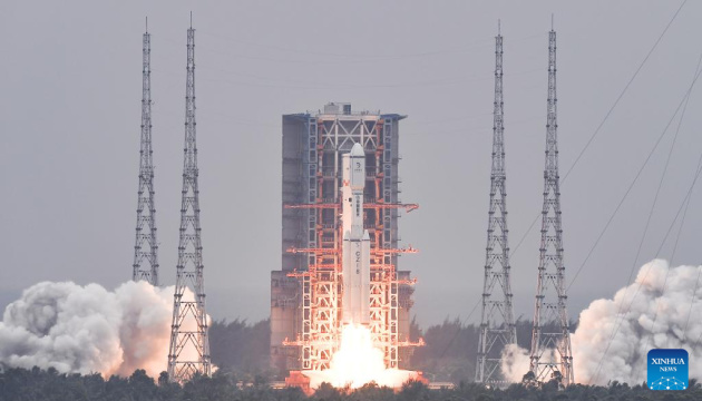 Китай вивів у космос супутник-ретранслятор для майбутніх місячних місій