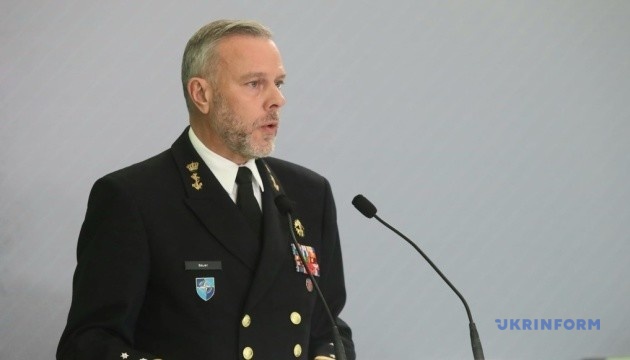 Jefe del Comité Militar de la OTAN: Putin no ha logrado ningún objetivo estratégico en Ucrania