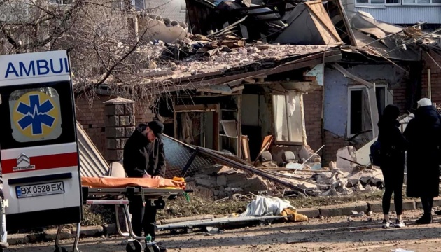 W Chmielnickim w wyniku rosyjskiego ataku dwie osoby zginęły, a osiem zostało rannych – Kłymenko

