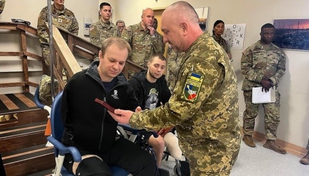 Pavliuk visits Ukrainian defenders undergoing treatment and rehabilitation in Germany Pavliuk visits Ukrainian defenders undergoing treatment and rehabilitation in Germany